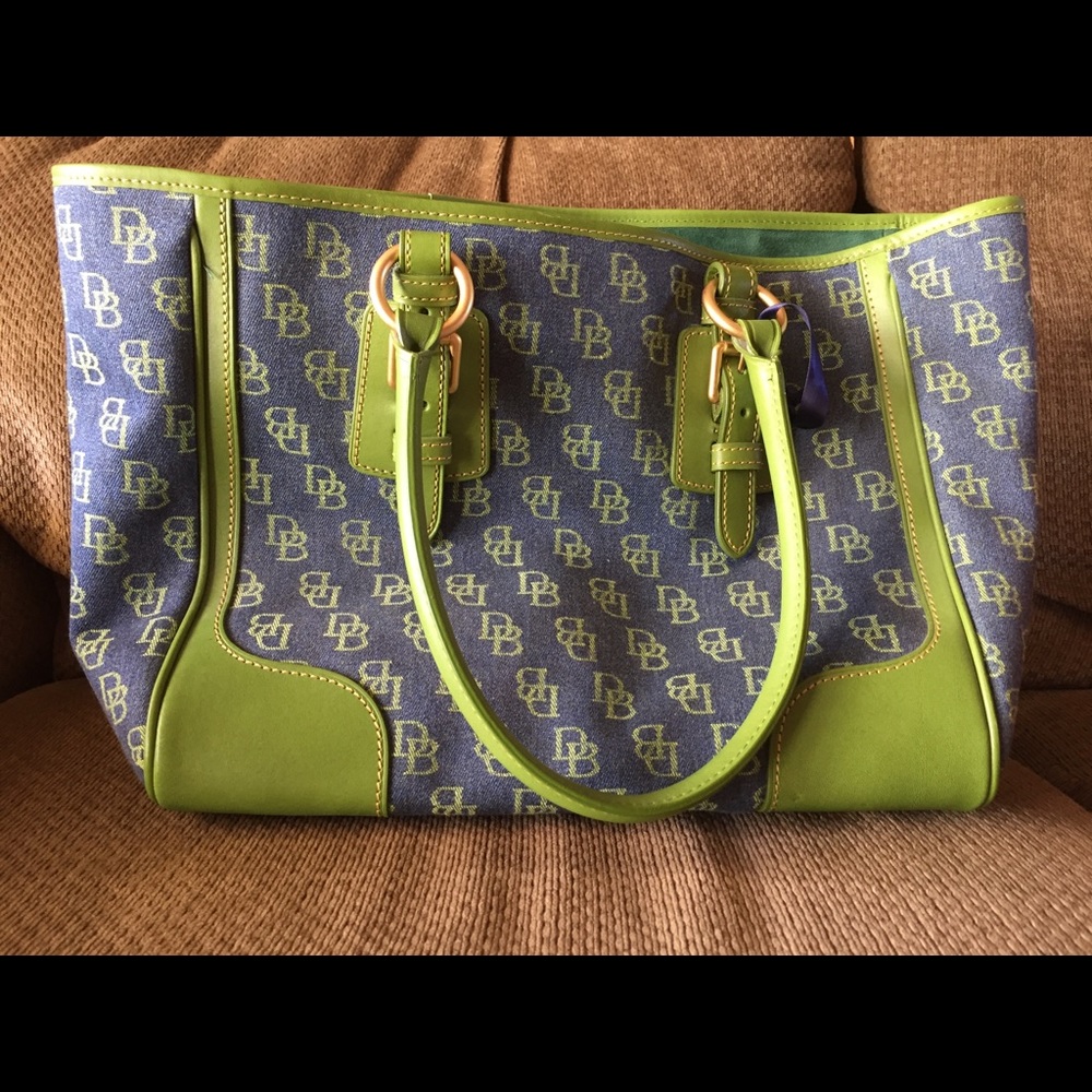 NWOT Dooney And Bourke bag